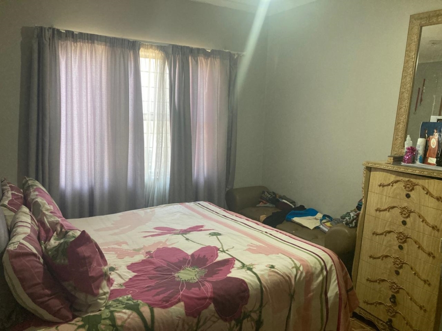 3 Bedroom Property for Sale in Geelhoutpark North West